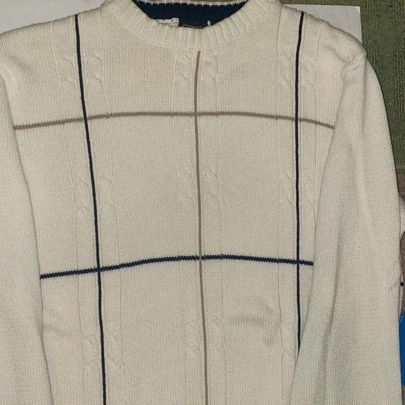 Haggar Beautiful Sweater - Picture 1 of 7